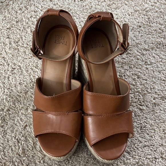 Time and Tru Tan Wedge Sandals - Picture 1 of 4